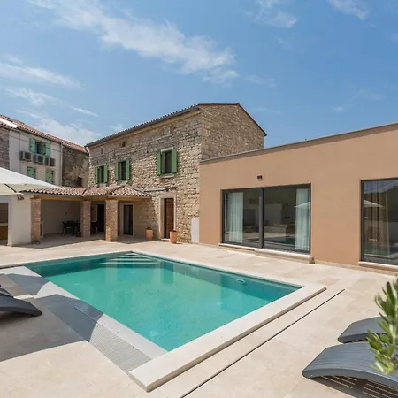 וילה Casa Ivini *